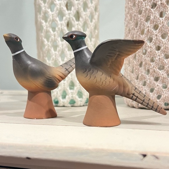 POTTERY BARN RING NECK PHEASANTS SALT & PEPPER SHAKERS - Picture 1 of 12